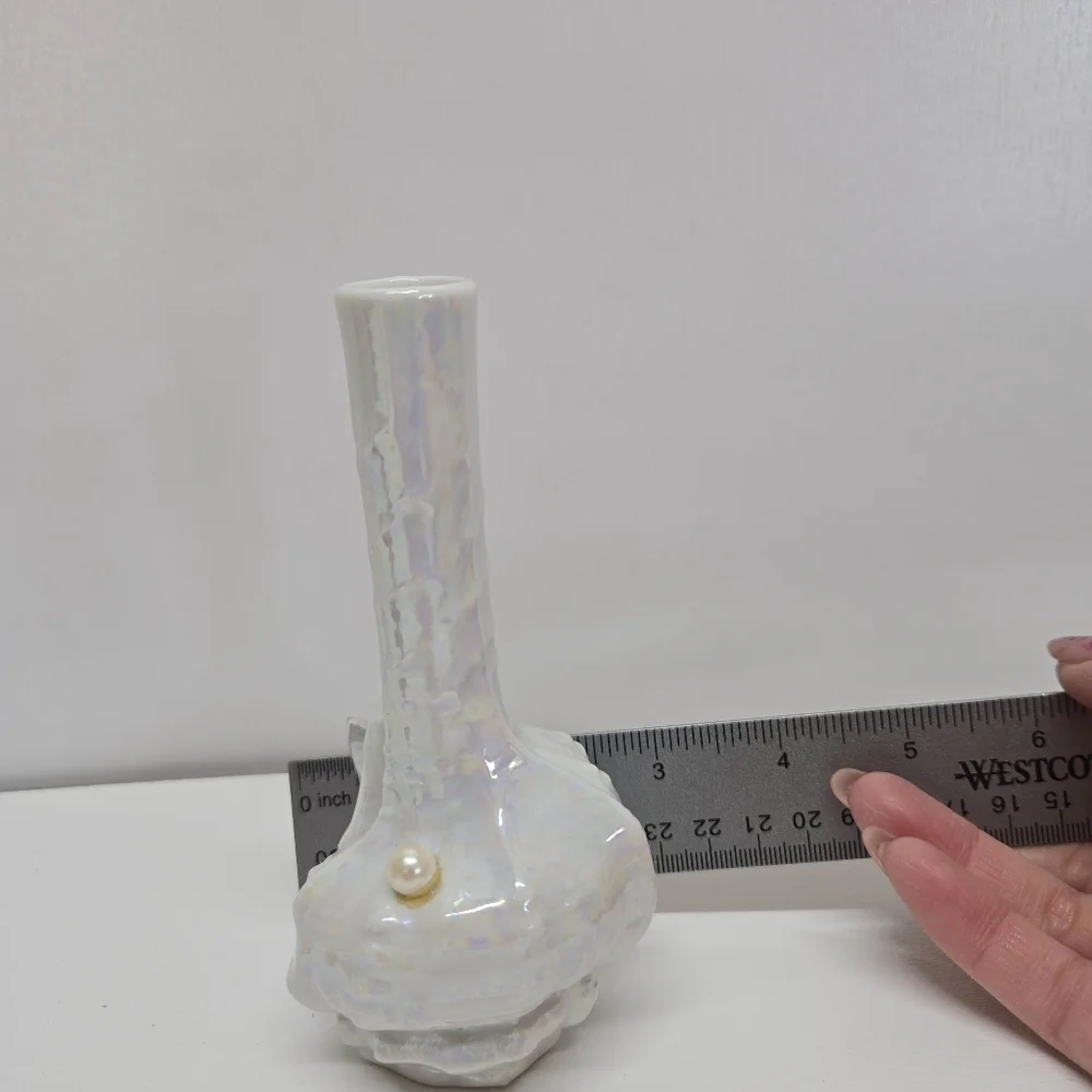 Okinawa Iridescent Pearlescent Bud Vase Bottle with‎ Pearl Accent 80s Vintage - Picture 9 of 9